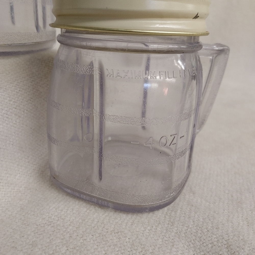osterizer Mini Blend Container 2 - Picture 2 of 10
